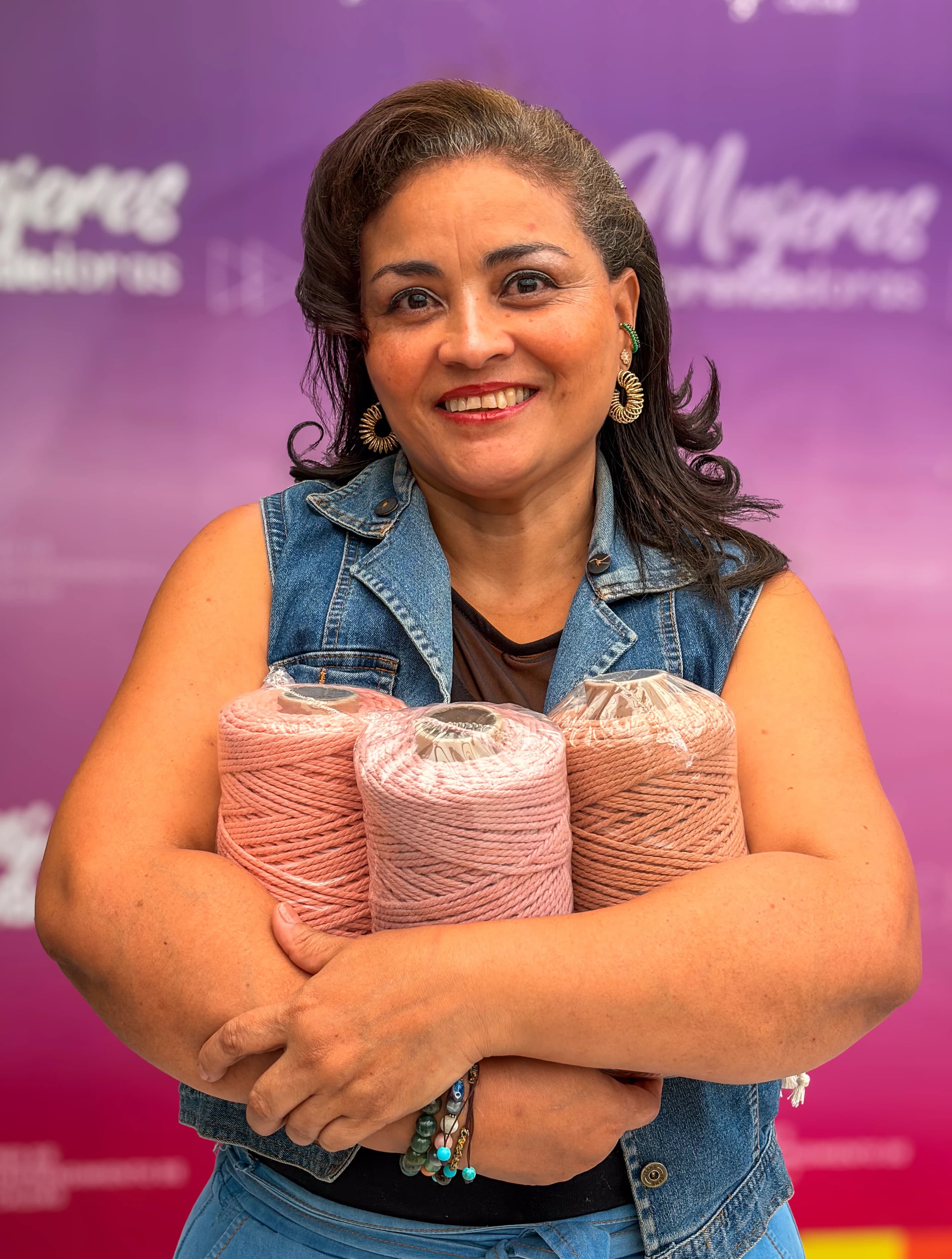 Mónica Cecilia Gaviria Botero — Homi Arte y Decoración