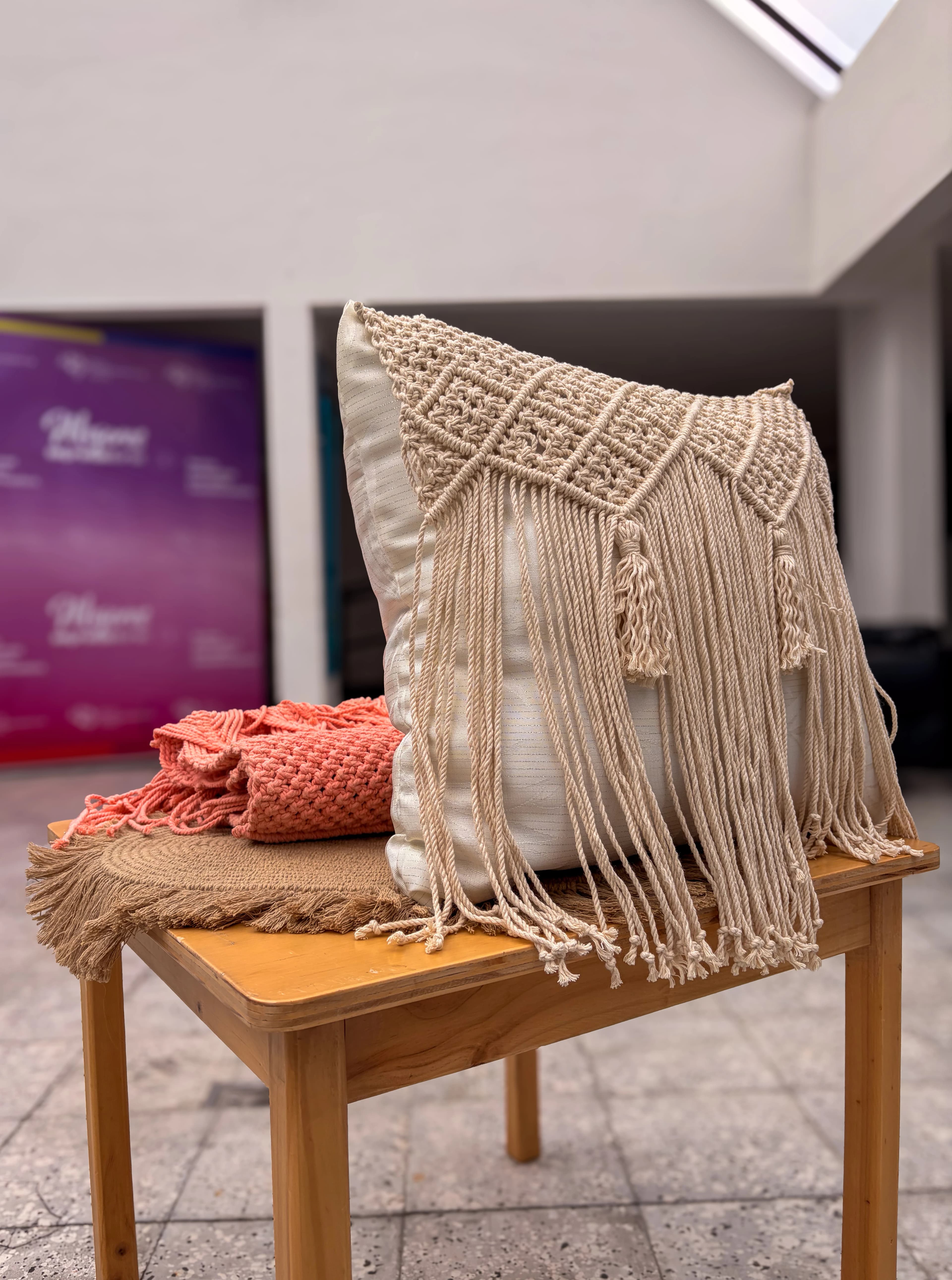 Cojines Decorativos en Macramé Homi